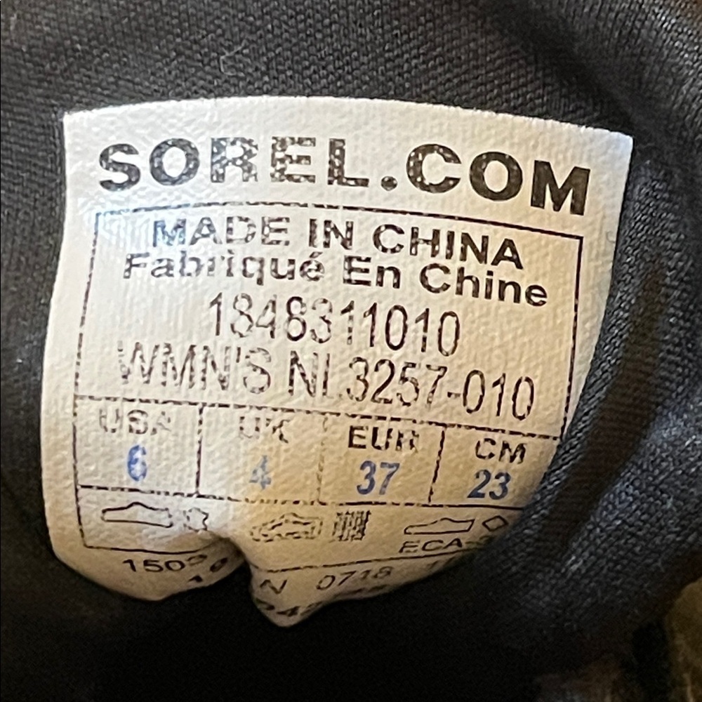 SOREL Out N About Plus Lace Up Waterproof Sneakers Women’s 6 Black Gray - Picture 8 of 8